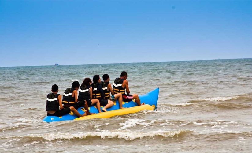 Banana-Boat-Ride-Adrenaline