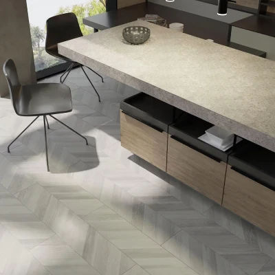 https://ik.imagekit.io/yhosuhnly/domus/media/73682/conversions/egger-laminate-pro-large-8-33-EPL243-dub-kestinkort-pepel_1.large.webp