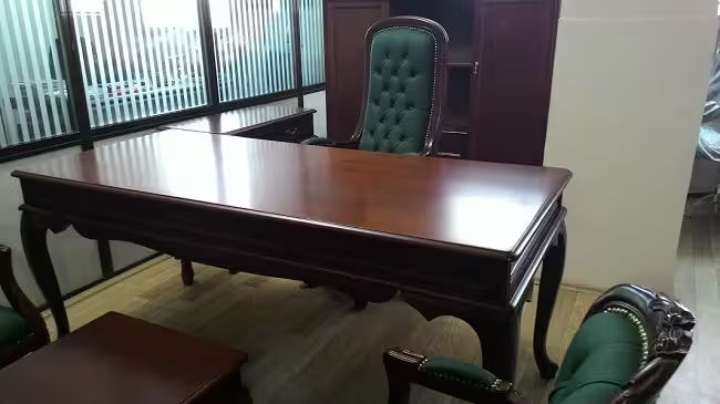  Ebrar Lükens Makam Masası