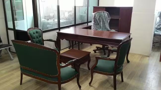 Ebrar Lükens Makam Masa Takımı