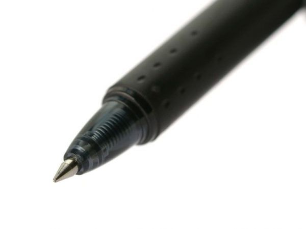 Frixion Ball Medium tip 0.7 mm Clicker - Image 2