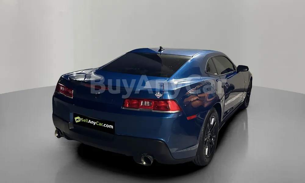 Vehicle photo 2