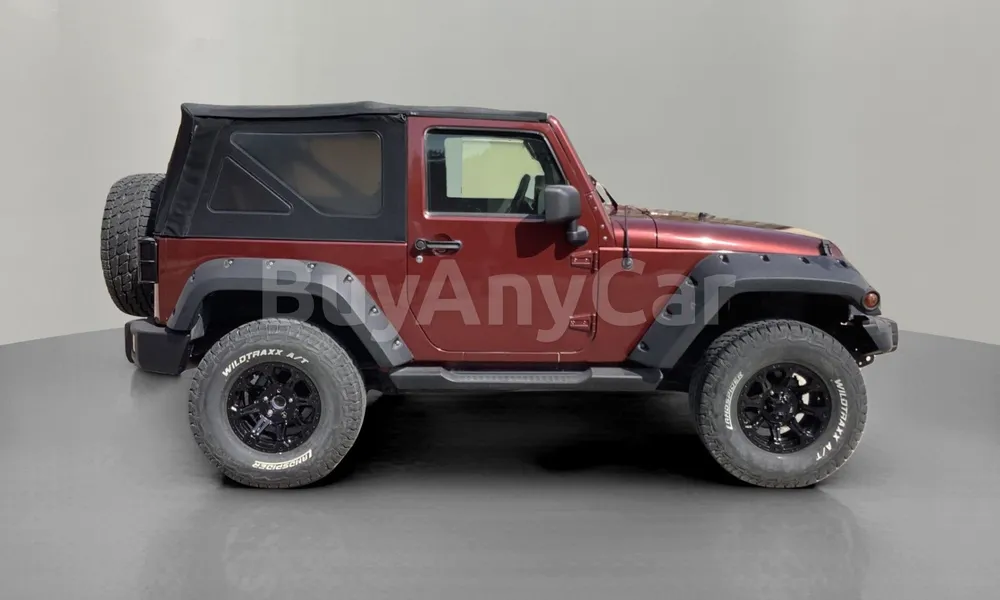 Vehicle photo 4