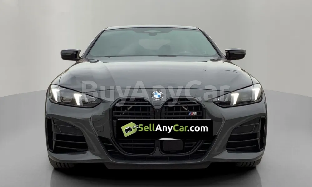 Vehicle photo 1