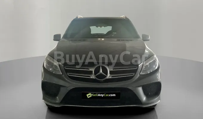 carsDetail