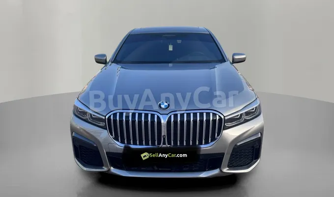 carsDetail