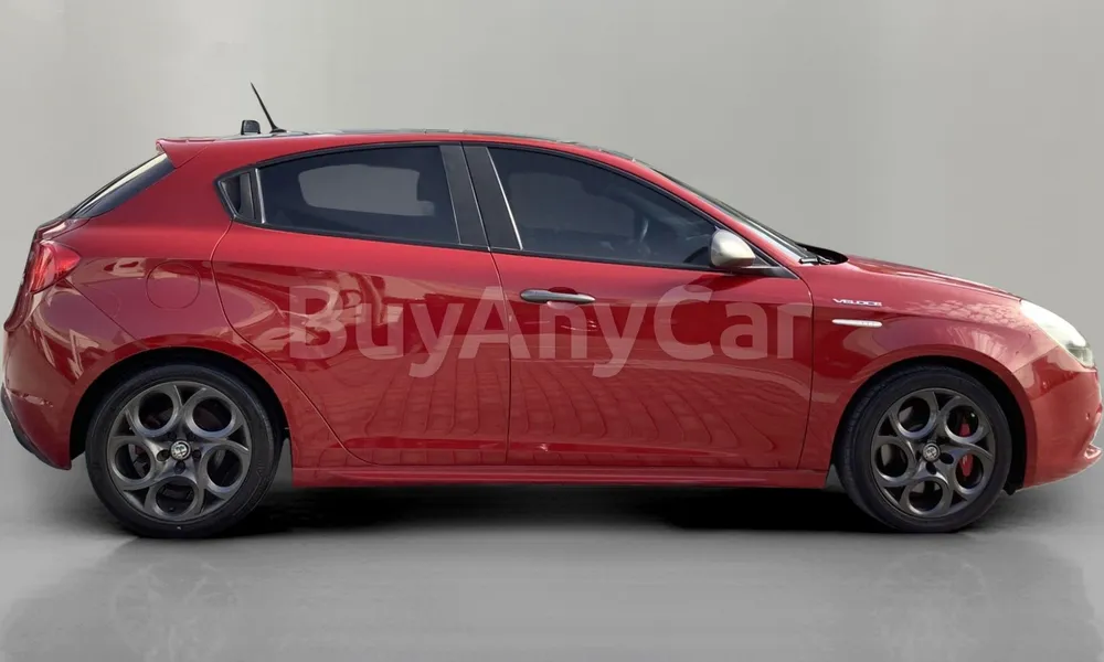 Vehicle photo 3