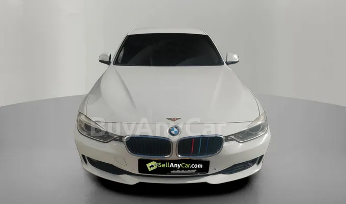 carsDetail