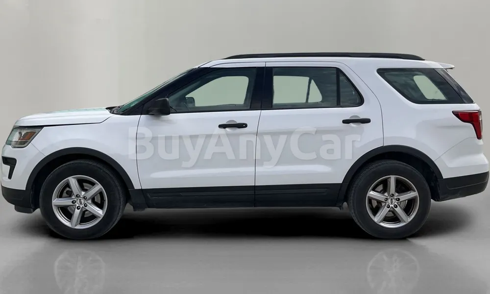 Vehicle photo 4