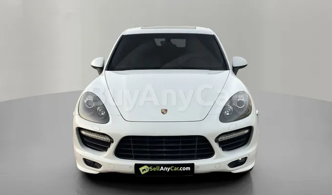 carsDetail