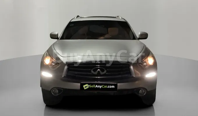 carsDetail