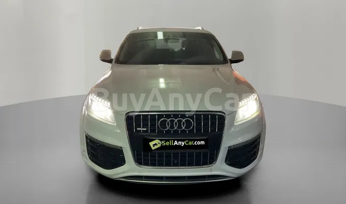 carsDetail