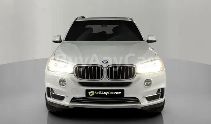 carsDetail