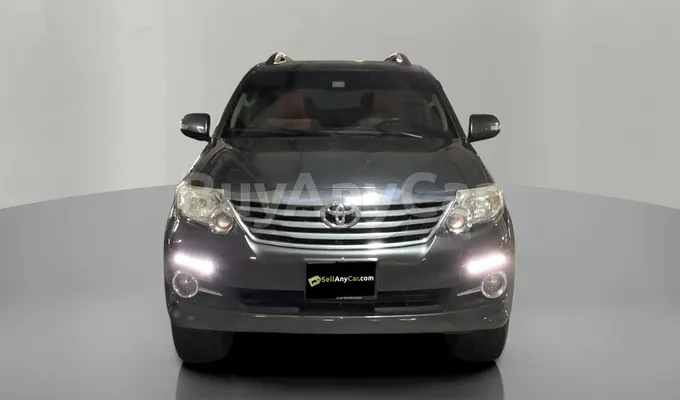 carsDetail
