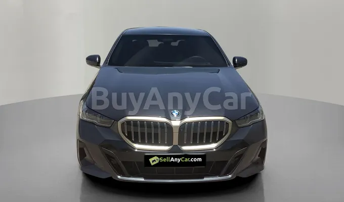 carsDetail