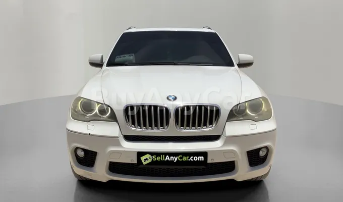 carsDetail