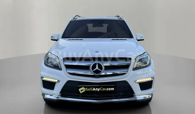 carsDetail