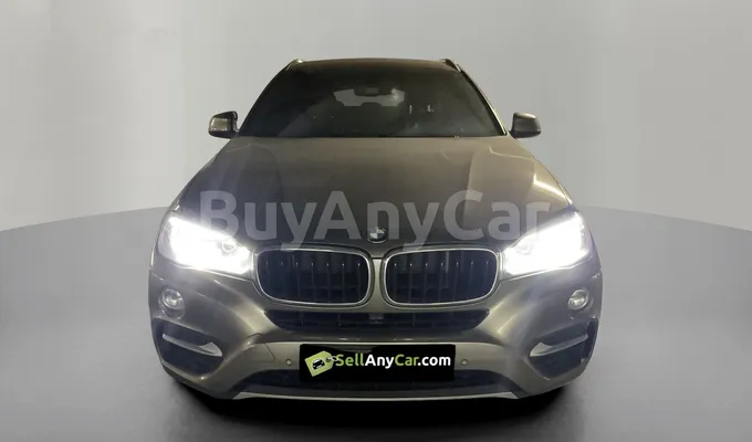 carsDetail
