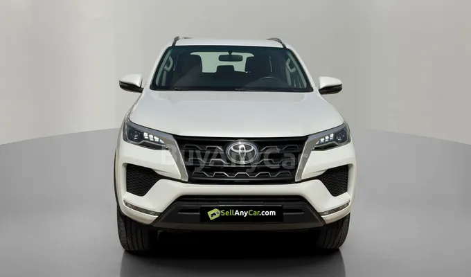 carsDetail