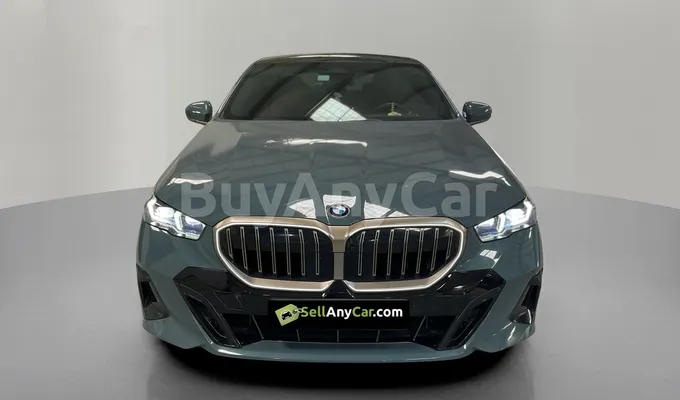 carsDetail