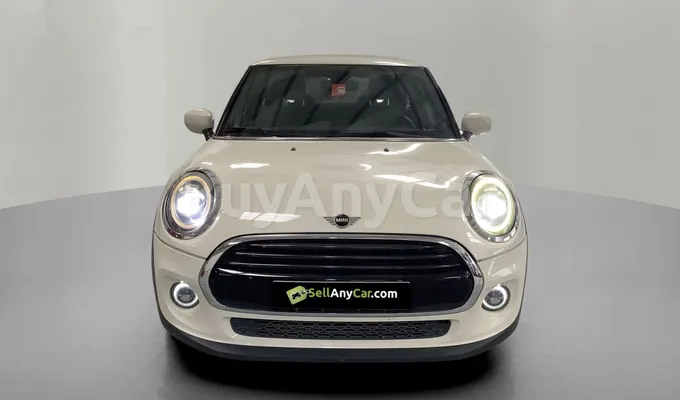 carsDetail