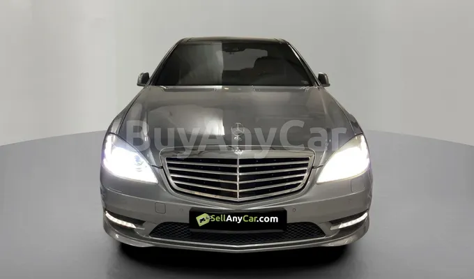 carsDetail