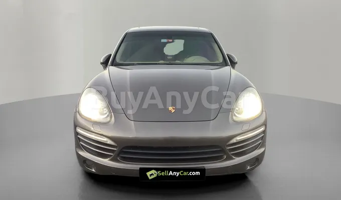 carsDetail