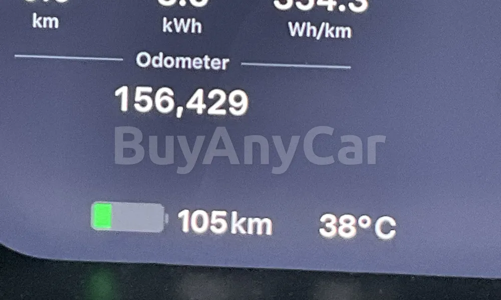 Vehicle photo 9