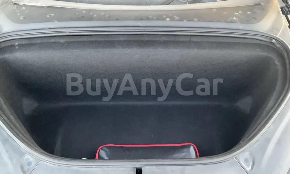 Vehicle photo 7