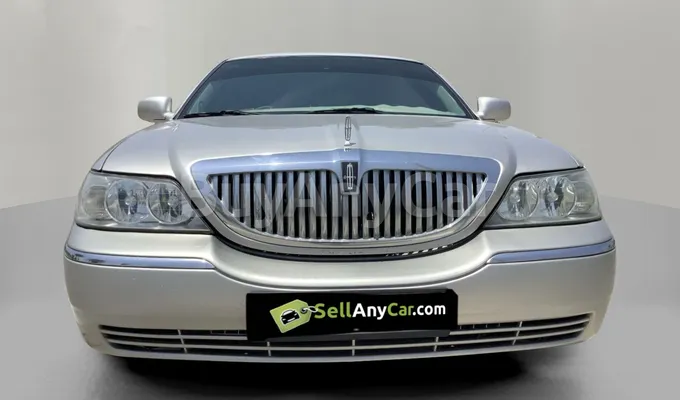 carsDetail