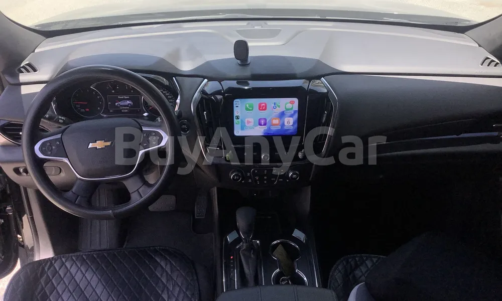 Vehicle photo 7