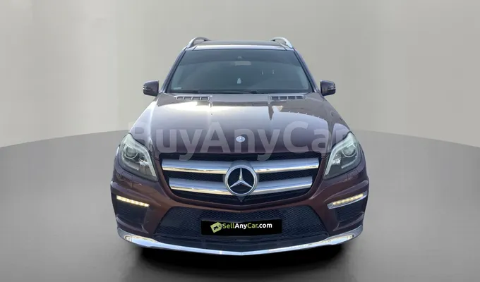 carsDetail