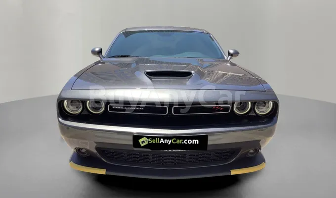 carsDetail