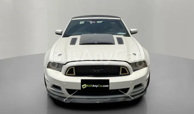 carsDetail