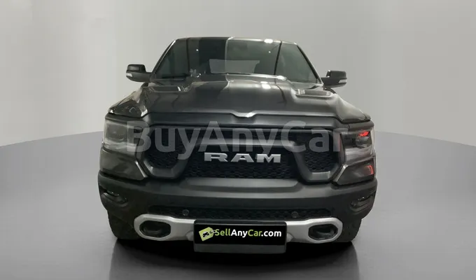 carsDetail