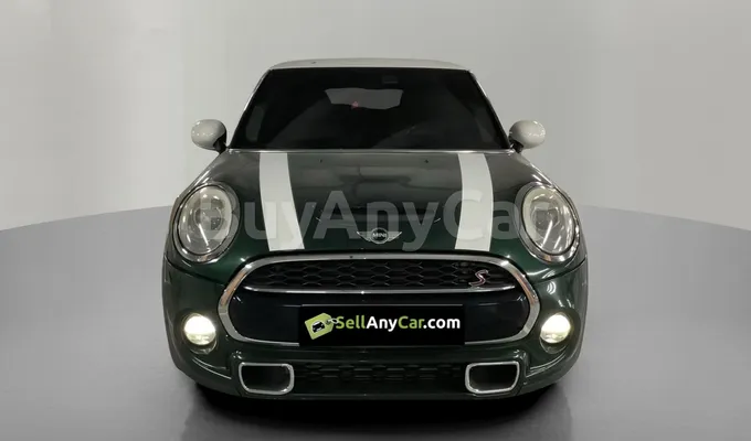 carsDetail