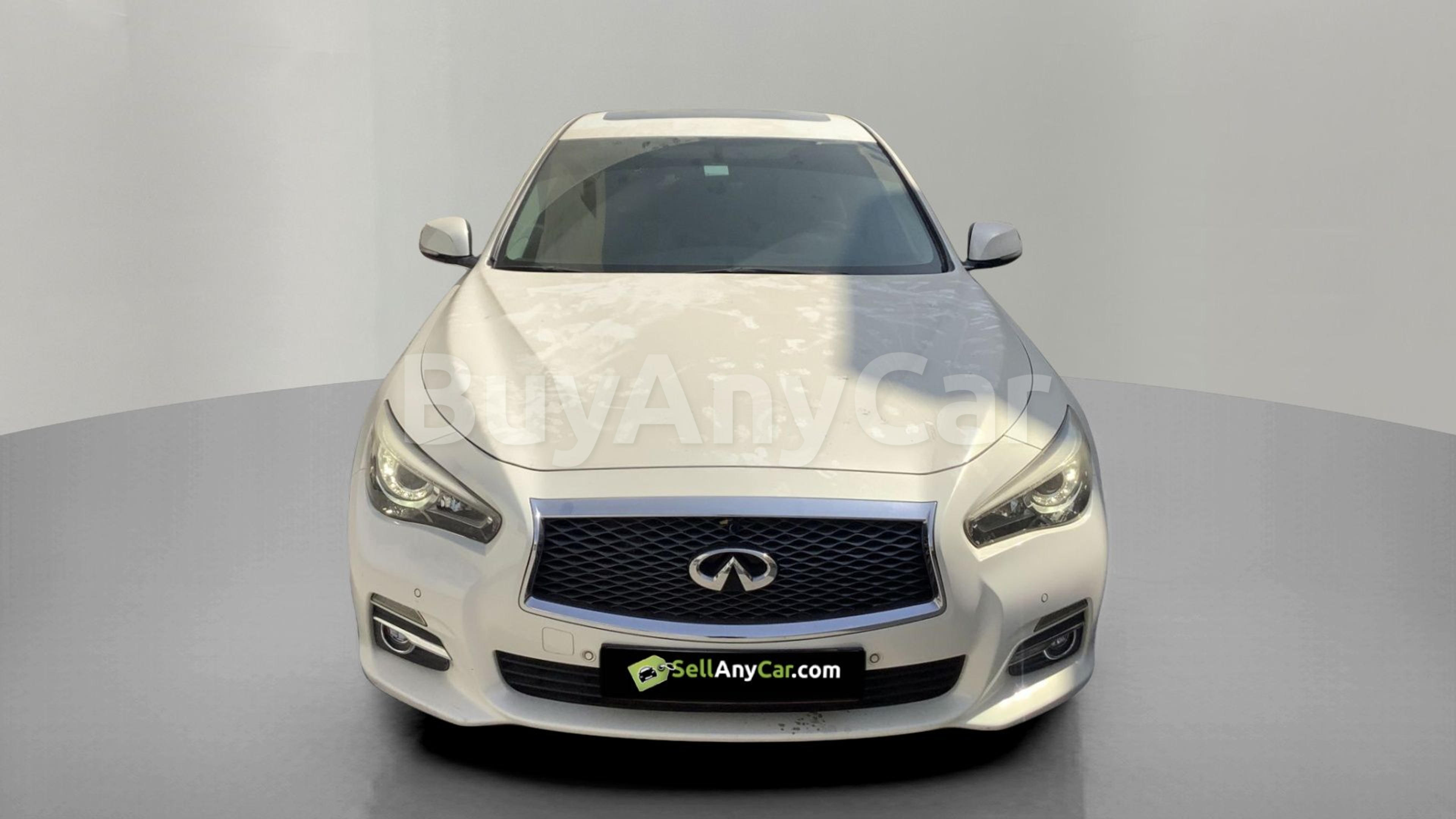 2015 Infiniti Q50