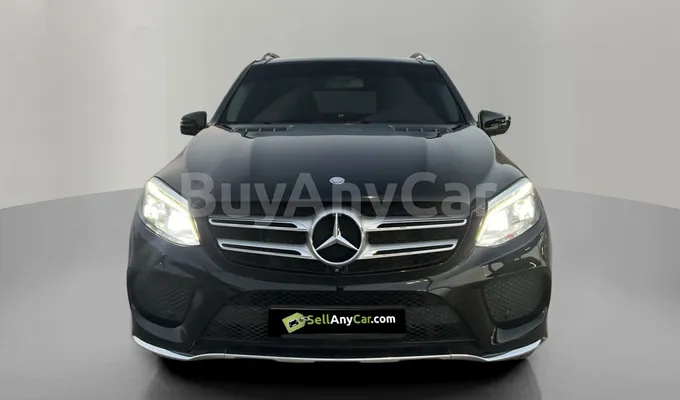 carsDetail