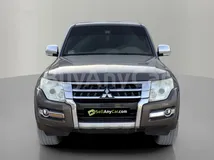 Mitsubishi Pajero 2016