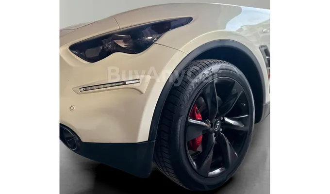 carsDetail