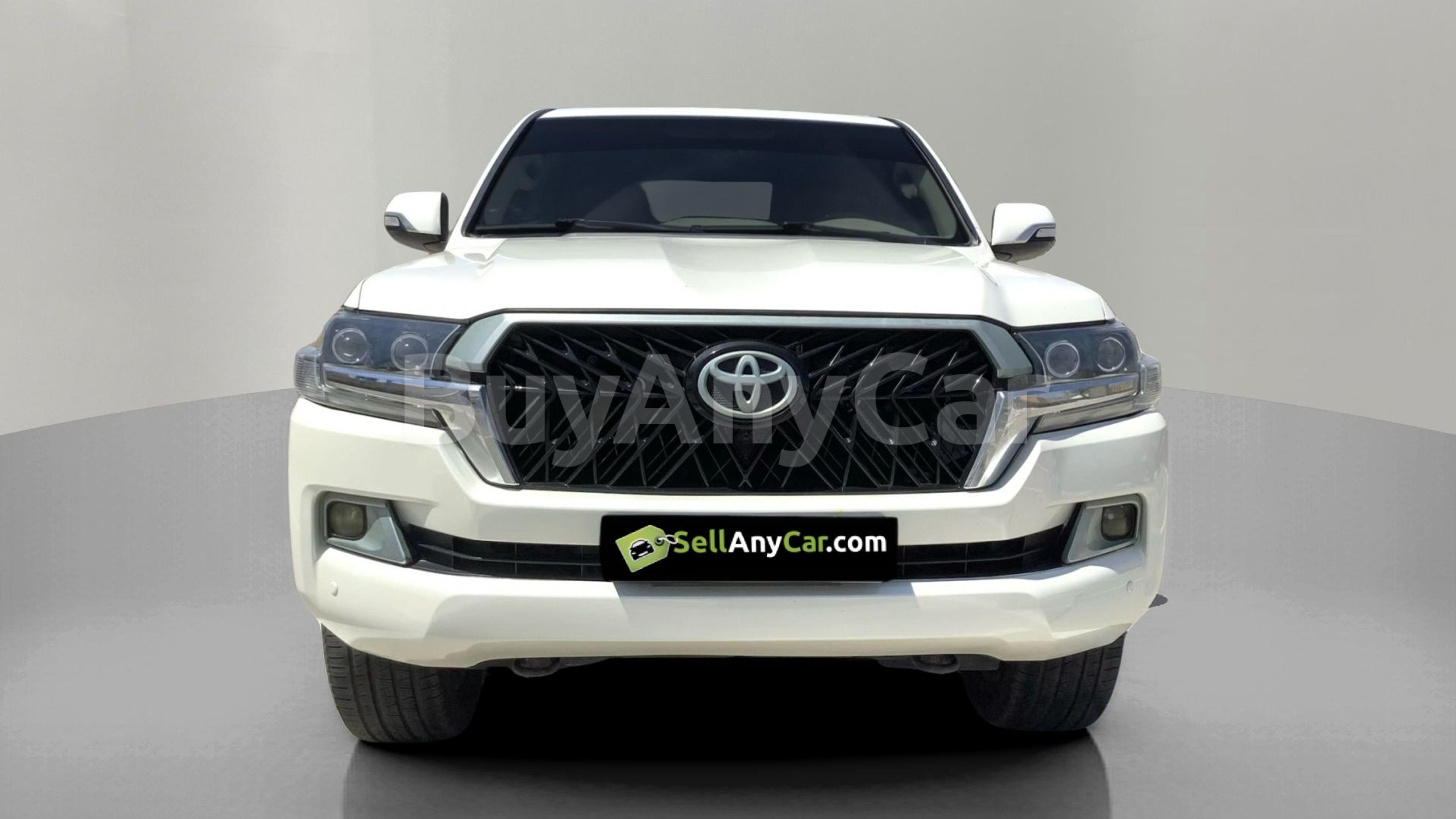 2014 Toyota Land Cruiser