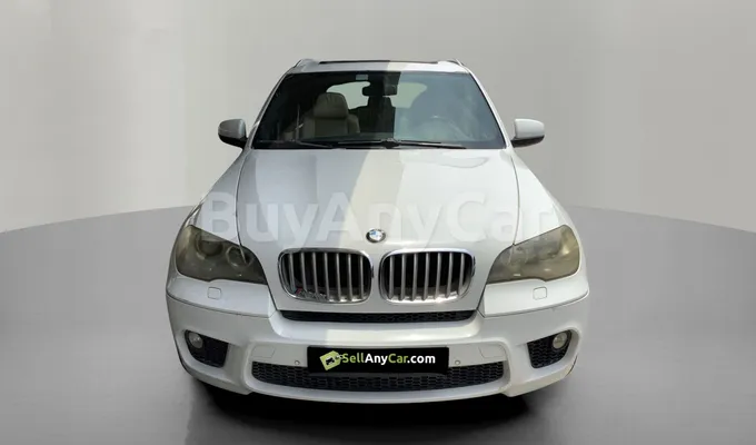 carsDetail