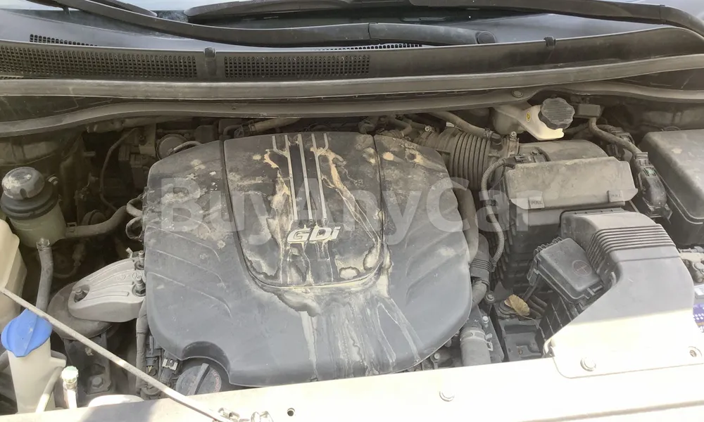 Vehicle photo 6
