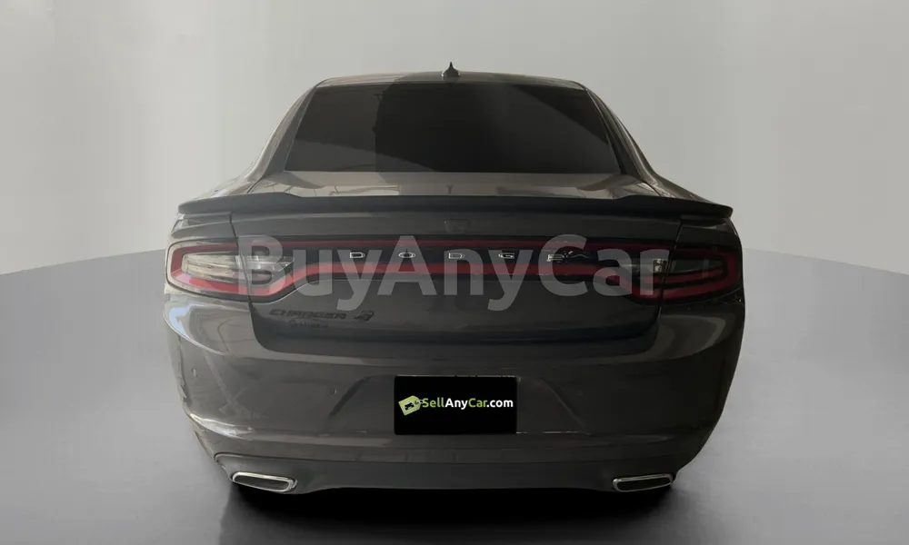 Vehicle photo 2