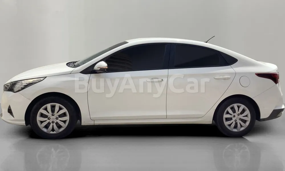 Vehicle photo 3