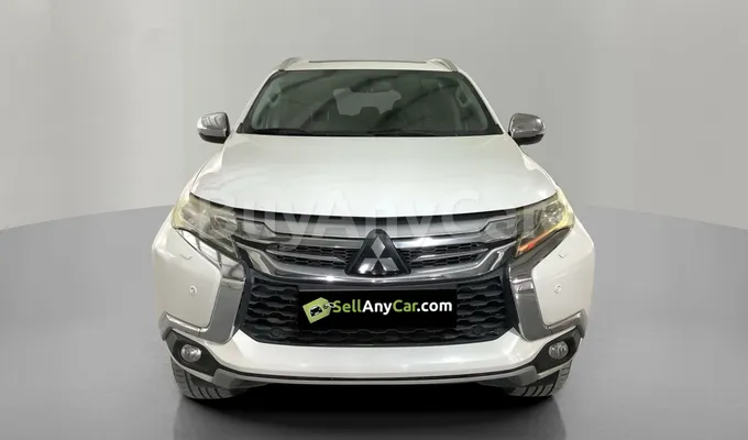 carsDetail