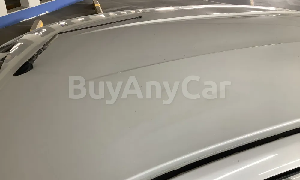 Vehicle photo 5