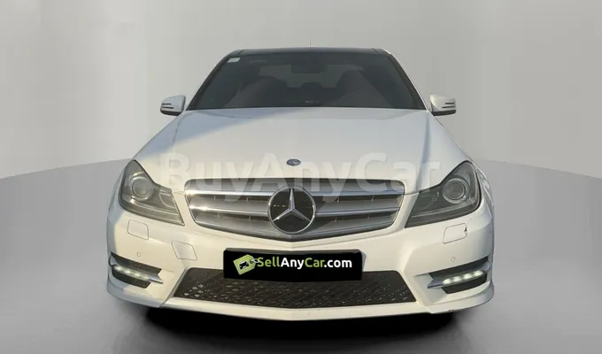 carsDetail