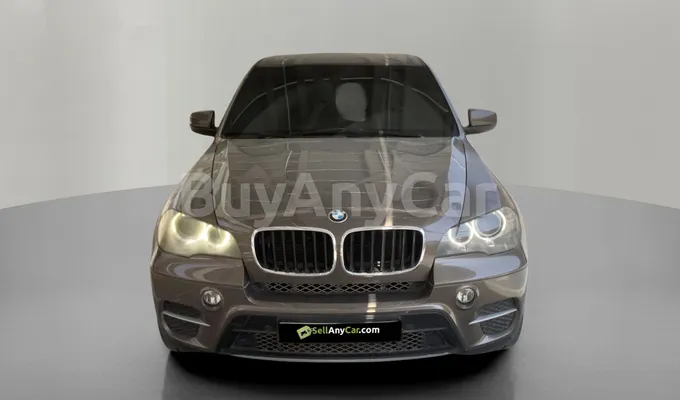 carsDetail