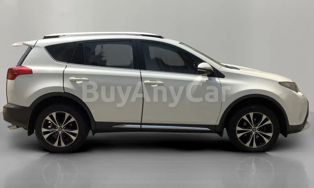 Vehicle photo 3
